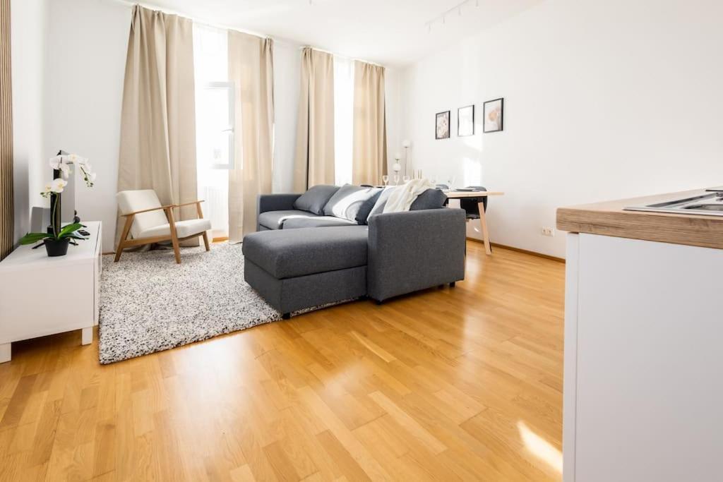 Orestaliving- 3Br On The Daube Canal/Friedensbruecke Wien Exteriör bild